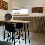 Maya Apartment *