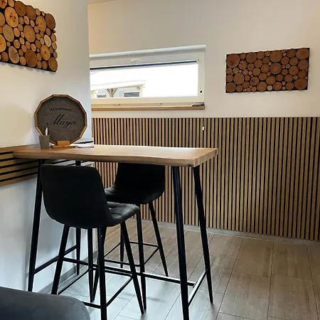 Maya Apartman *