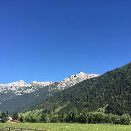 Apartament Maya